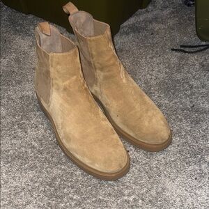 Vince Men's Erik Light Brown Suede Boots